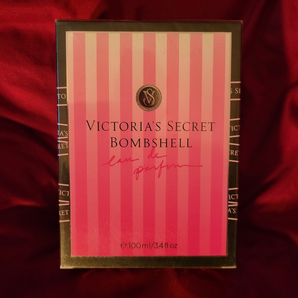Victoria Secret Bombshell Perfume